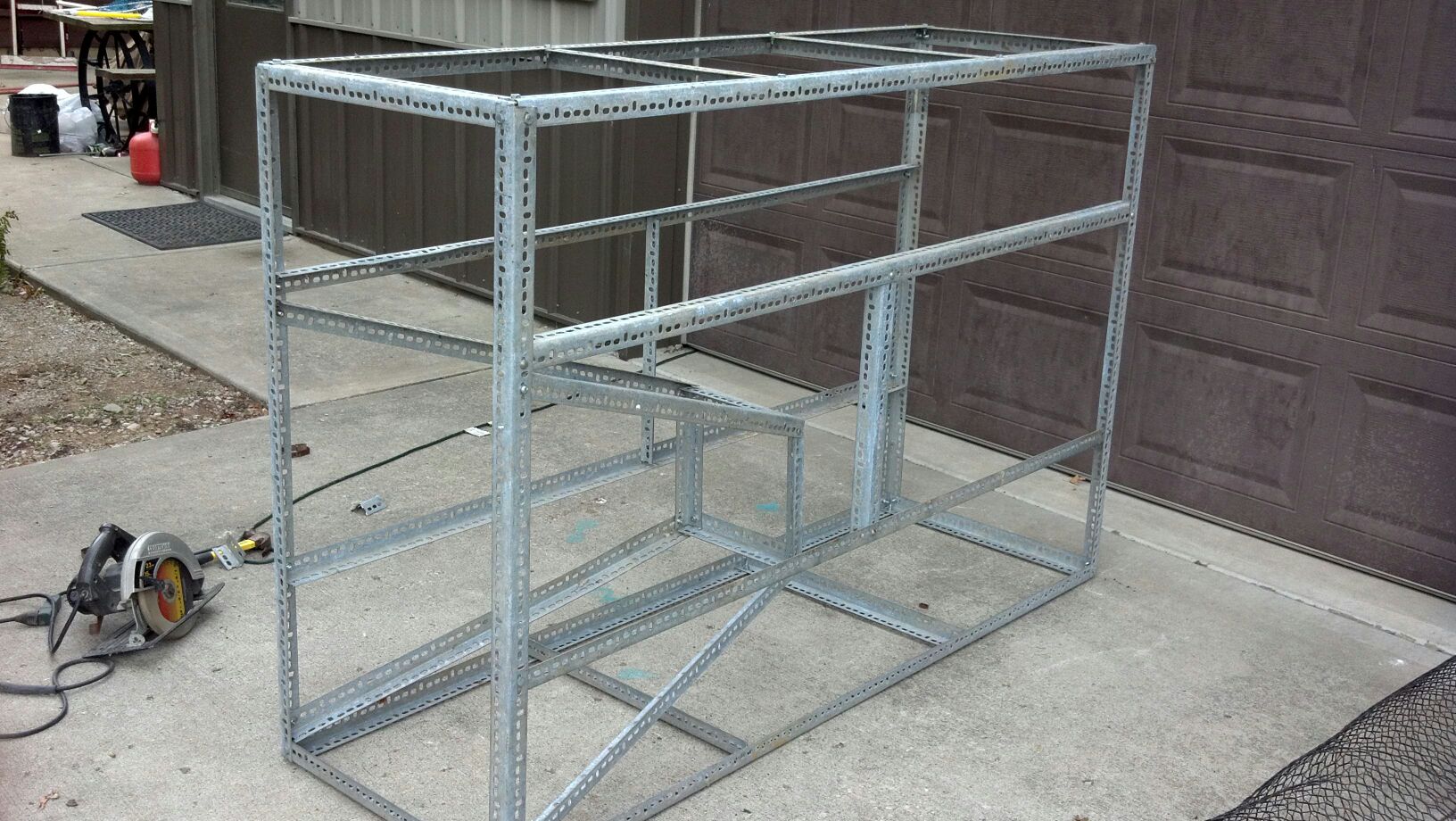Attached picture fish trap frame.jpg